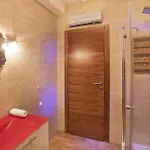 Luxurious In With Sauna Prázdninový dům *