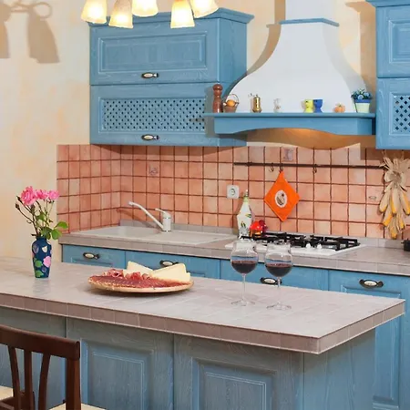 In With Sauna Dom wakacyjny *