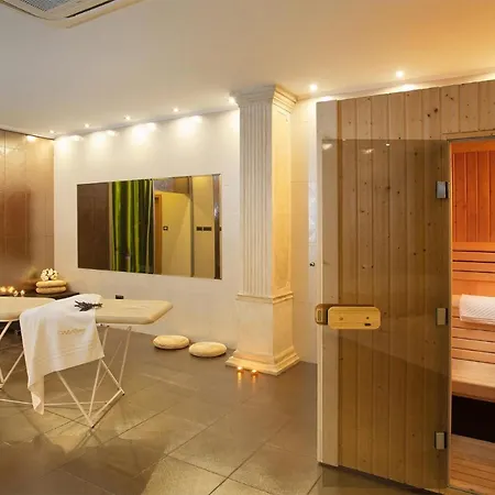 Dom wakacyjny In With Sauna *