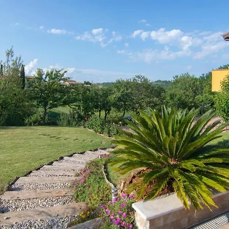 Dom wakacyjny In With Sauna